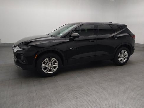 Used 2020 Chevrolet Blazer LT FWD image 2