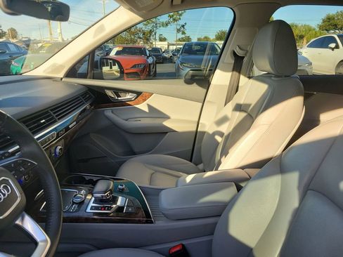 Used 2018 Audi Q7 3.0T Premium Plus image 17