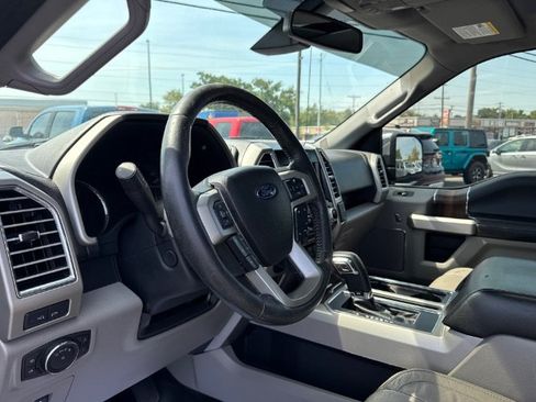 Used 2015 Ford F150 Lariat w/ Equipment Group 502A Luxury AWD/4WD image 13