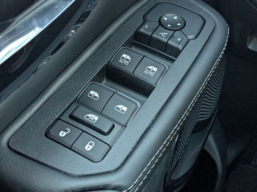 New 2026 RAM 1500 Limited AWD/4WD image 22