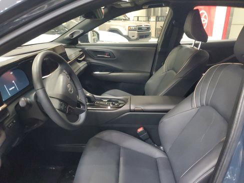 Certified 2026 Toyota Crown Nightshade image 21