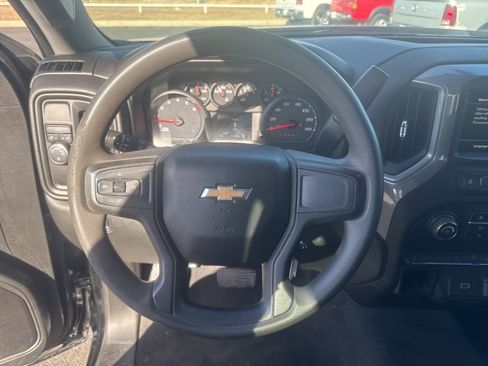 Used 2019 Chevrolet Silverado 1500 Custom w/ Infotainment Package image 15