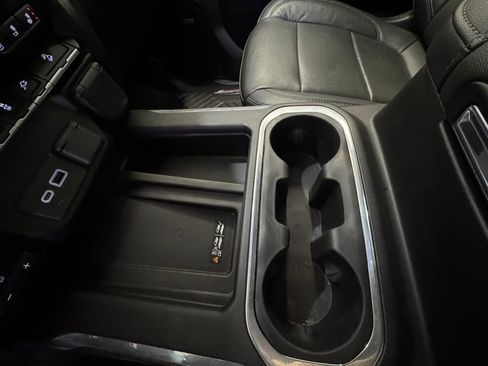 Used 2020 Chevrolet Silverado 2500 LTZ w/ LTZ Premium Package image 34