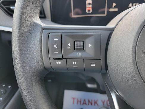 Used 2025 Nissan Kicks SV FWD image 15