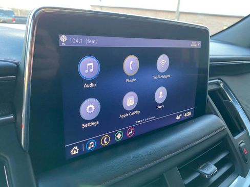 Used 2021 Chevrolet Suburban RST w/ Luxury Package image 19