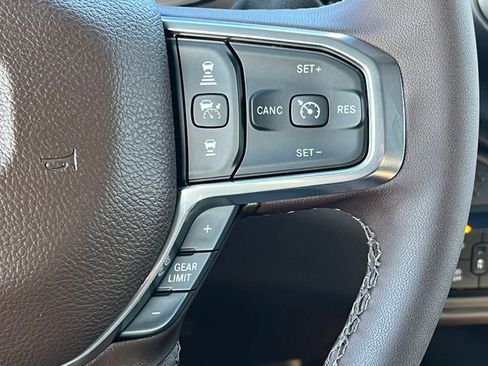 Used 2025 RAM 3500 Laramie image 34