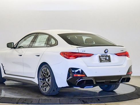 New 2026 BMW i4 eDrive40 w/ M Sport Package image 2