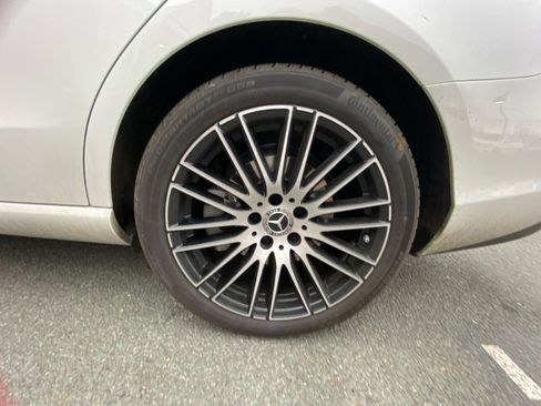 Certified 2025 Mercedes-Benz C 300 4MATIC Sedan image 22