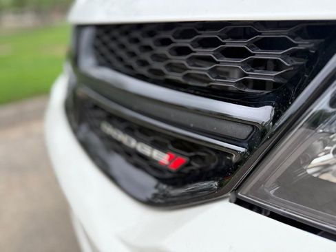 Used 2018 Dodge Journey SE w/ Popular Equipment Group FWD image 21