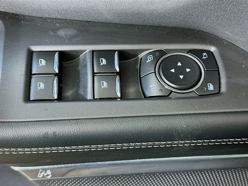 Used 2025 Ford Expedition Max Platinum image 15