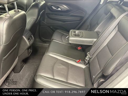 Used 2020 GMC Terrain SLT w/ Preferred Package FWD image 32