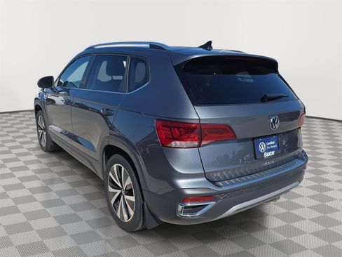 Certified 2023 Volkswagen Taos SE w/ Panoramic Sunroof Package AWD/4WD image 10