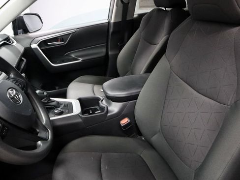 Used 2024 Toyota RAV4 XLE AWD/4WD image 26
