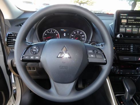 New 2026 Mitsubishi Eclipse Cross LE image 27