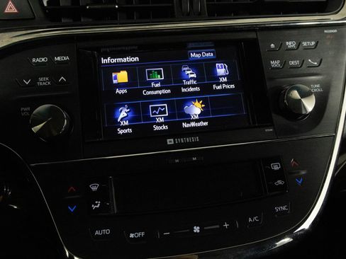 Used 2014 Toyota Avalon Limited image 23