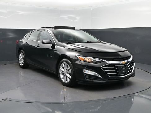 Used 2024 Chevrolet Malibu LT FWD image 9