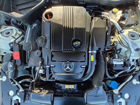 Used 2013 Mercedes-Benz SLK 250 image 18