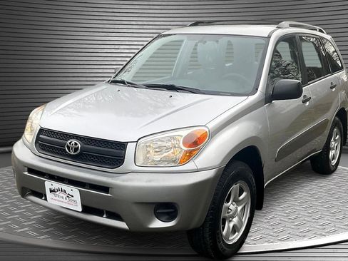Used 2004 Toyota RAV4 2WD image 3
