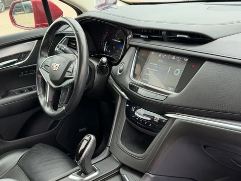Used 2019 Cadillac XT5 Luxury AWD/4WD image 40