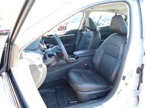 Certified 2025 Nissan Altima 2.5 SR w/ SR Premium Package FWD image 8