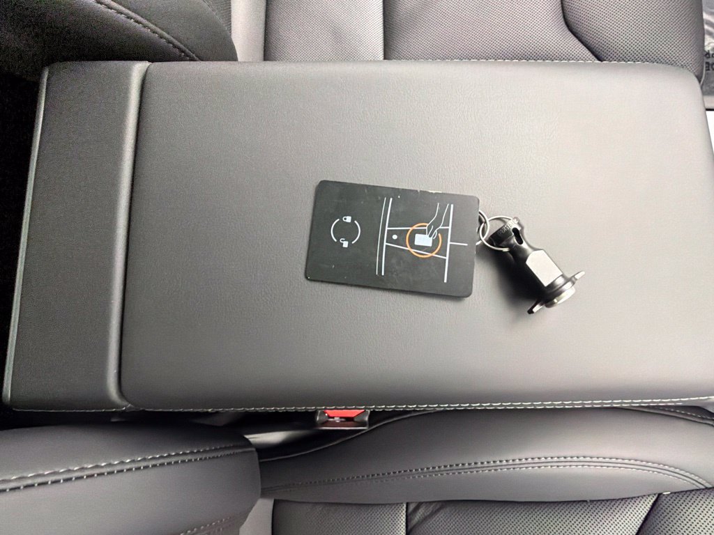 Used 2026 Tesla Model 3 AWD/4WD image 28