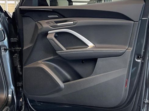 Certified 2025 Audi Q5 Prestige image 22