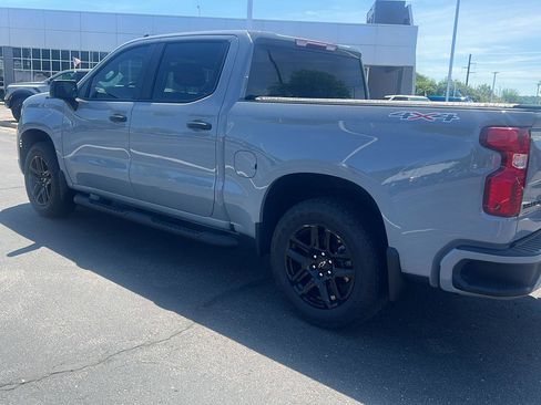 Used 2024 Chevrolet Silverado 1500 Custom w/ Turbomax Blackout Package AWD/4WD image 11