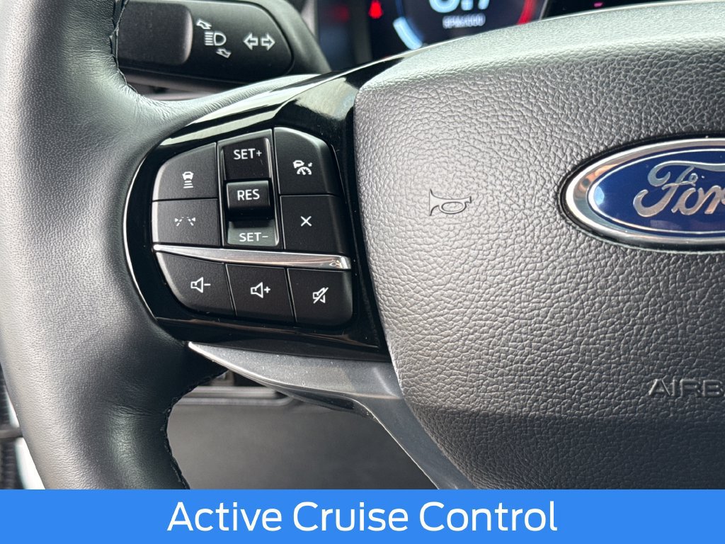 Used 2026 Ford Explorer Platinum RWD image 16