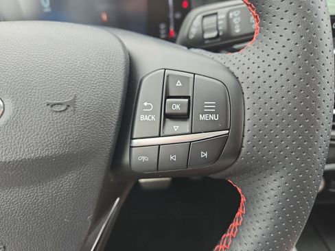 Used 2024 Ford Escape ST-Line w/ Tech Pack #1 AWD/4WD image 15