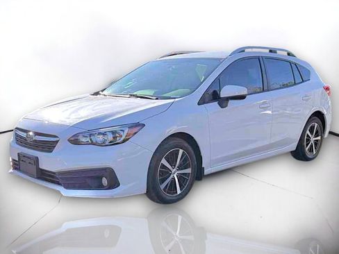 Used 2021 Subaru Impreza 2.0i Premium image 2