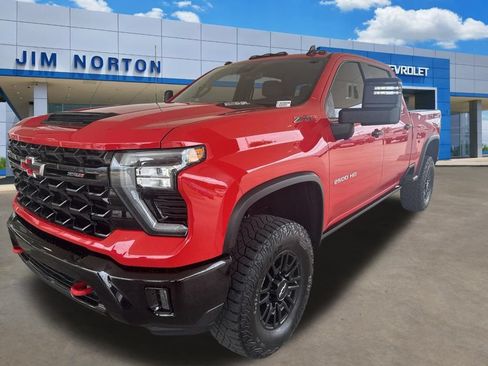 Used 2024 Chevrolet Silverado 2500 ZR2 AWD/4WD image 1