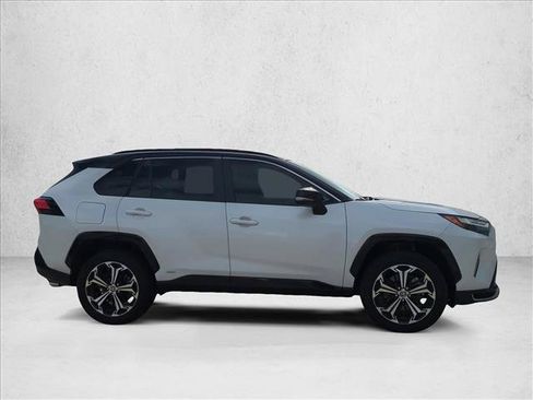 Certified 2025 Toyota RAV4 XSE AWD/4WD image 4