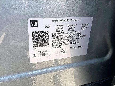 Used 2024 Cadillac XT4 Sport AWD/4WD image 15