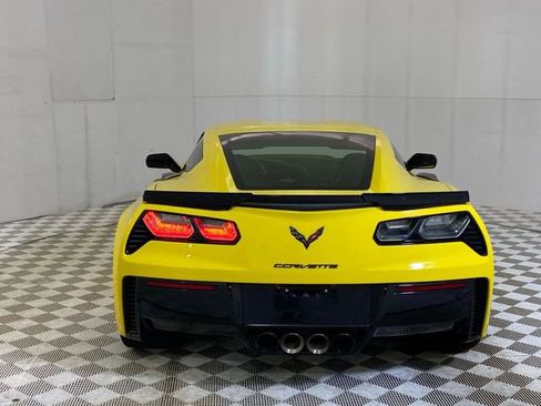 Used 2019 Chevrolet Corvette Z06 RWD image 12