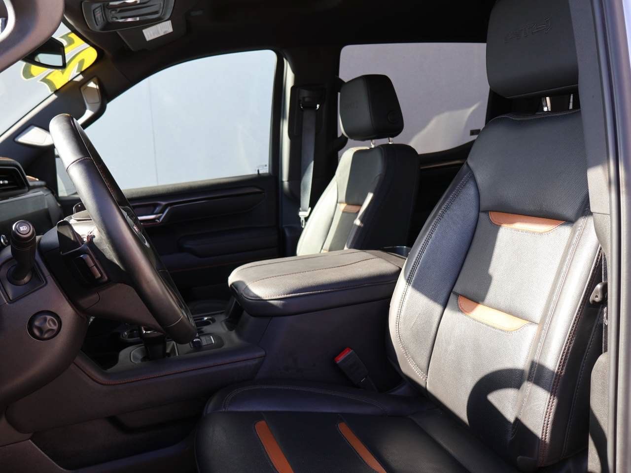 Used 2025 GMC Sierra 1500 AT4 AWD/4WD image 9