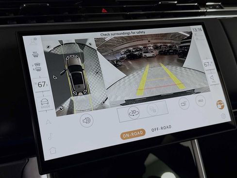 New 2026 Land Rover Range Rover SE AWD/4WD image 16