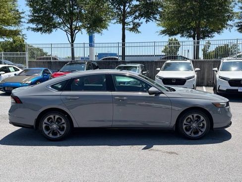 Certified 2024 Honda Accord EX-L image 9