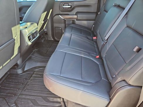 Used 2021 GMC Sierra 1500 SLT image 17