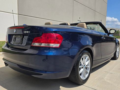 Used 2011 BMW 128i Convertible RWD image 6