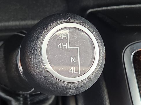 Used 2024 Jeep Wrangler Sport AWD/4WD image 19