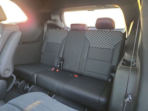 New 2026 GMC Acadia Denali w/ Super Cruise Package image 12