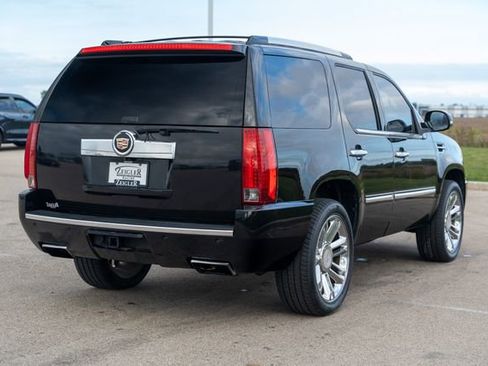 Used 2013 Cadillac Escalade Platinum image 9