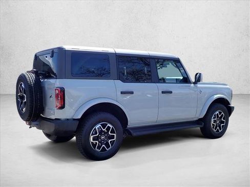 New 2026 Ford Bronco Outer Banks AWD/4WD image 4