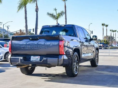 Used 2022 Toyota Tundra Platinum image 7