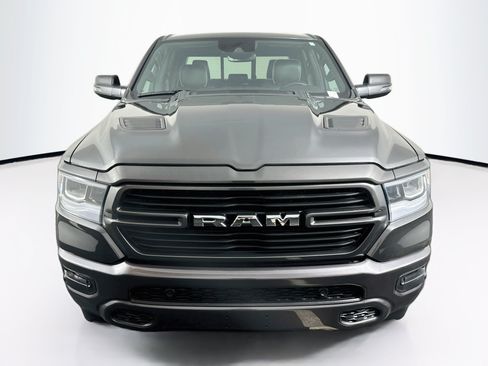 Used 2023 RAM 1500 Laramie AWD/4WD image 2