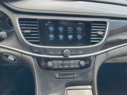 Used 2017 Buick LaCrosse Preferred FWD image 26