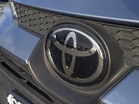 Certified 2023 Toyota Corolla LE image 9