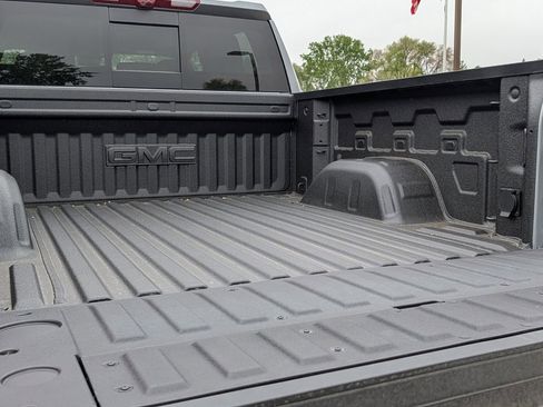 New 2026 GMC Sierra 1500 Denali w/ Denali Reserve Package AWD/4WD image 32