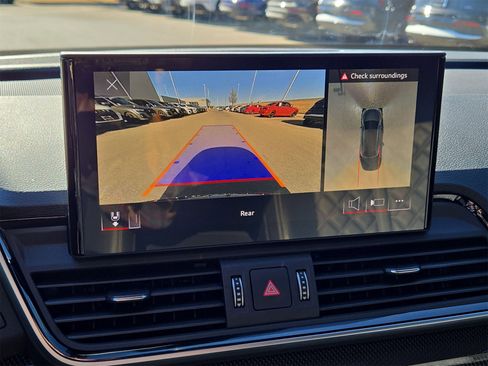 Certified 2025 Audi SQ5 Premium Plus image 18