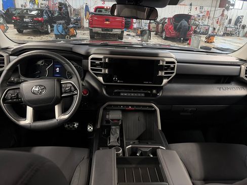 Used 2022 Toyota Tundra SR5 w/ TRD Sport Package image 17